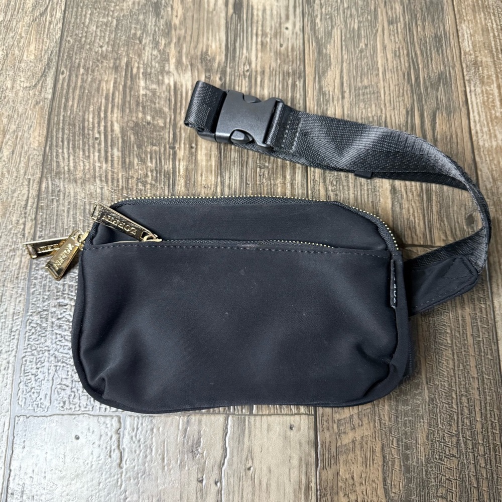 Zorfin Black Belt Bag Fanny Pack Great Condition